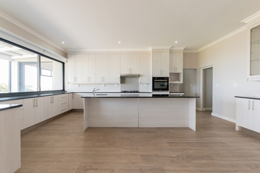 4 Bedroom Property for Sale in Myburgh Park Western Cape